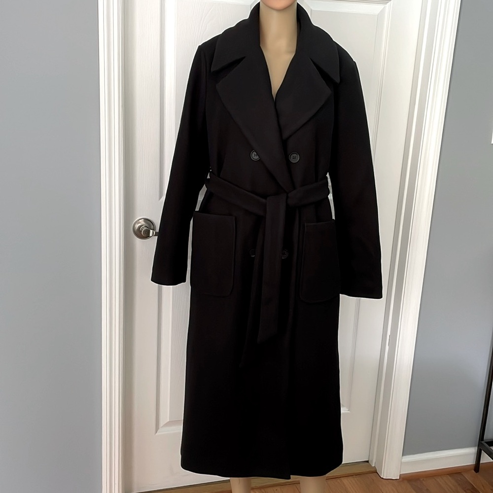 Chartou Black Wool Blend Double Breasted Coat w/Pockets & Button‎ & Tie Closure